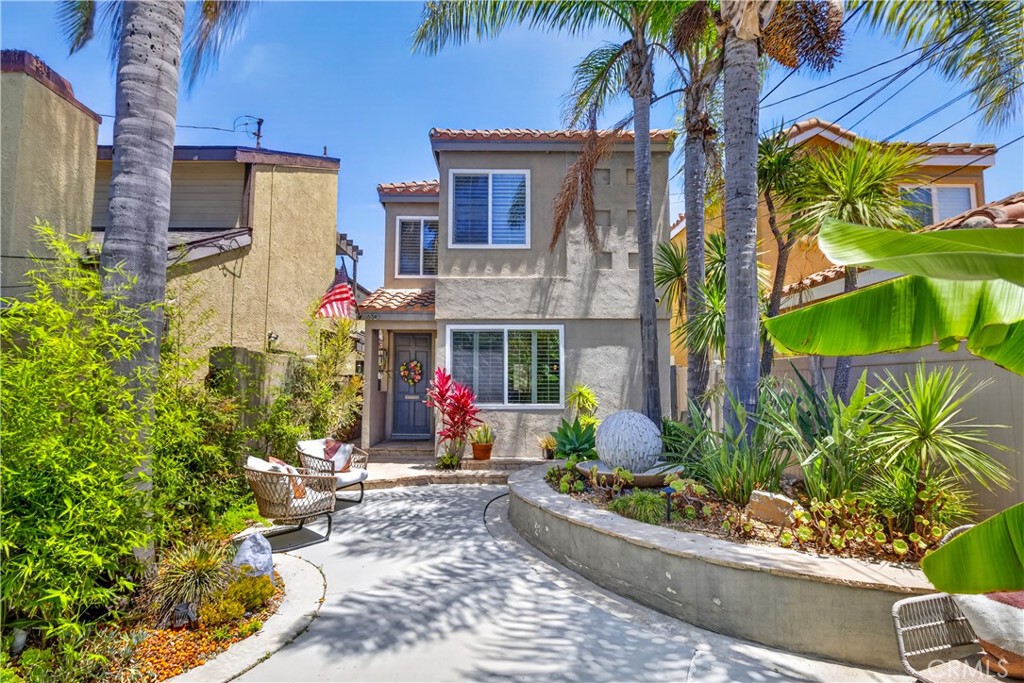330 Ultimo Avenue