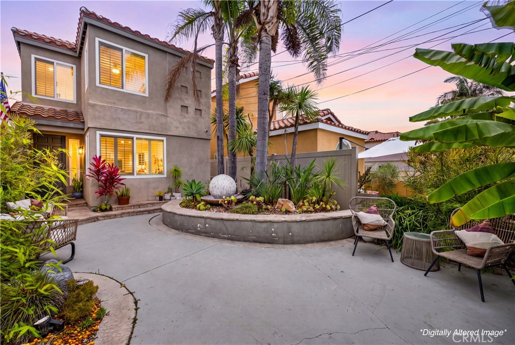 330 Ultimo Avenue