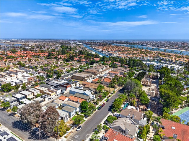 330 Ultimo AVE