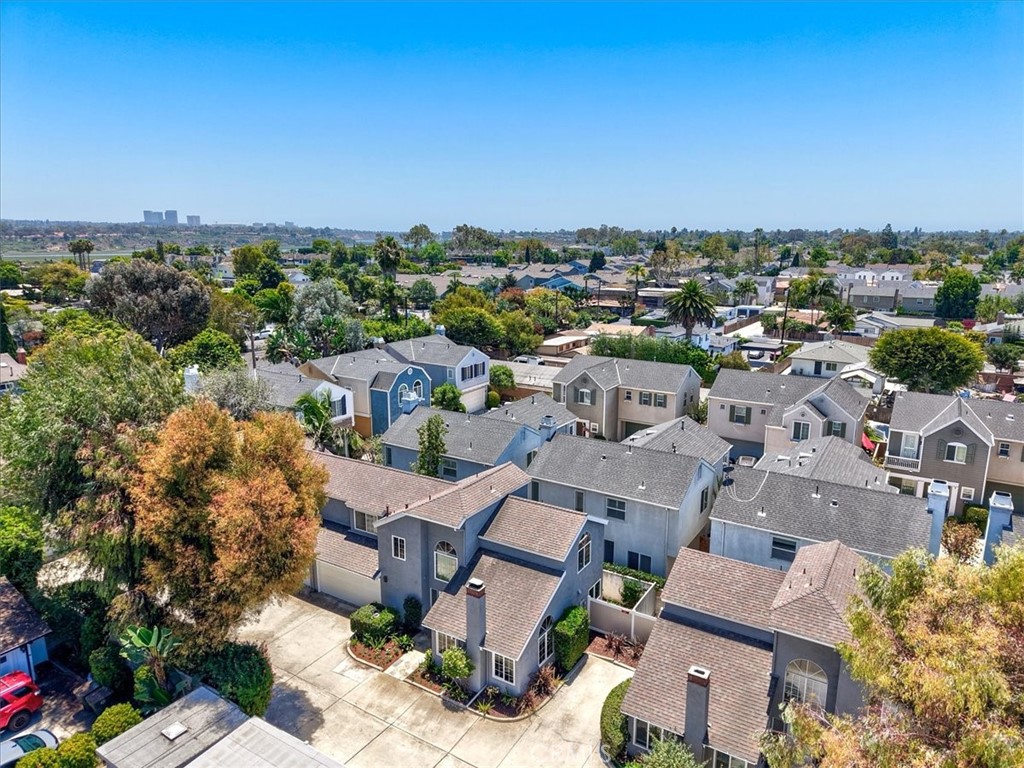 2626 Santa Ana 3