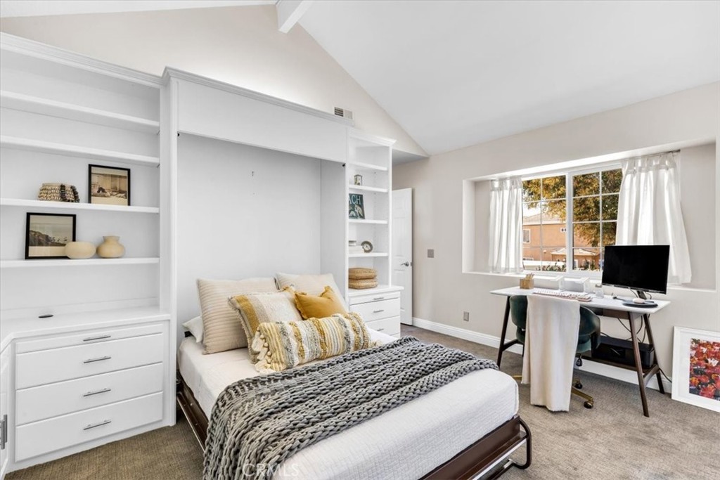 2626 Santa Ana 3