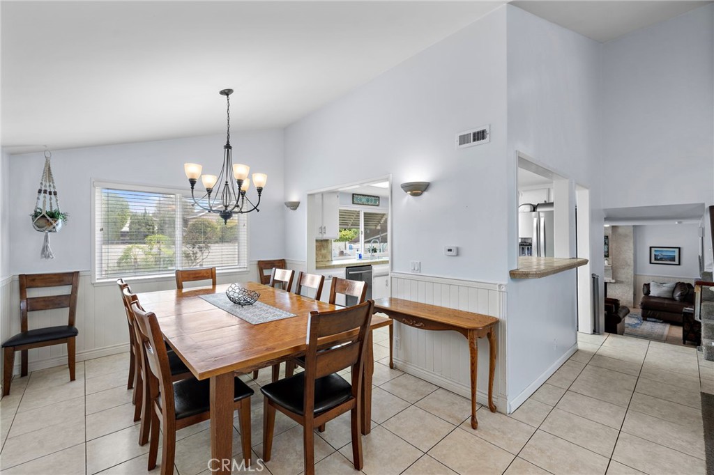 14122 Uxbridge Street