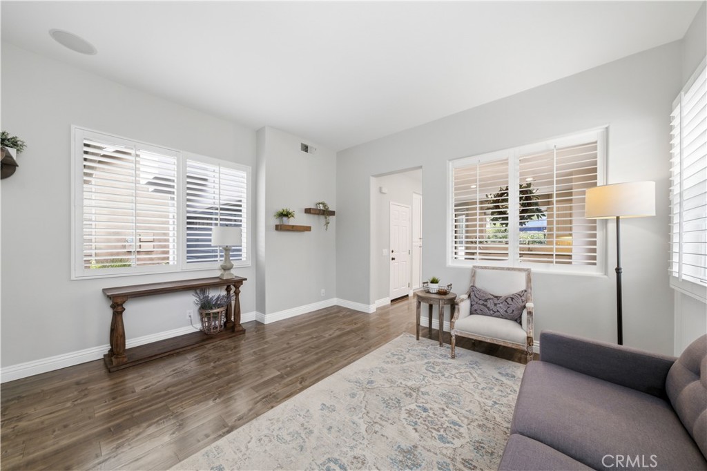 43 Dawnwood