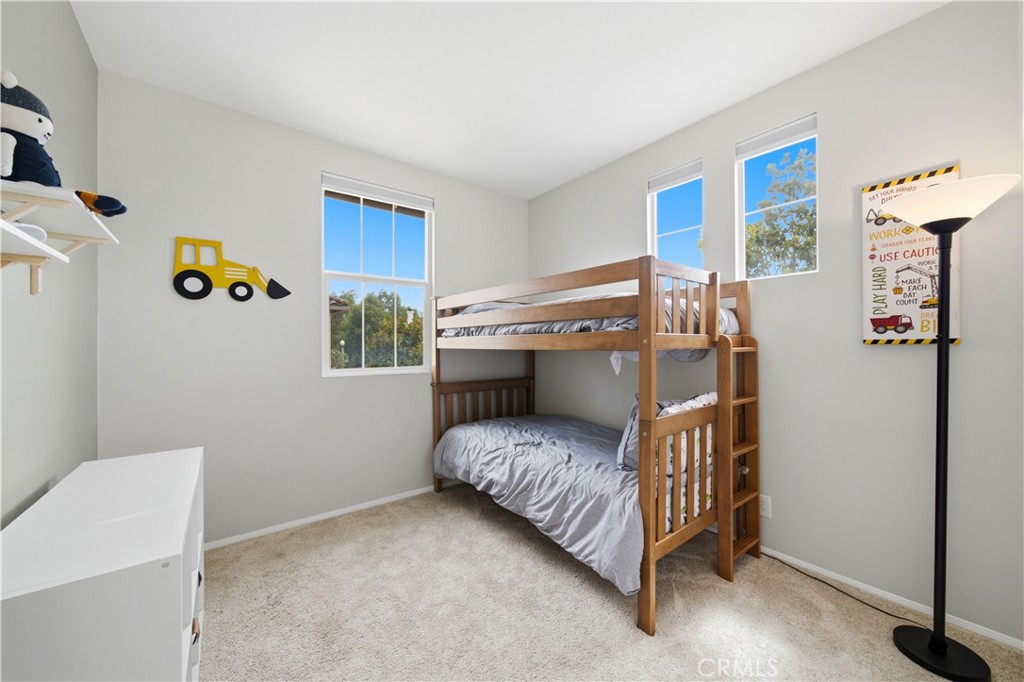 43 Dawnwood