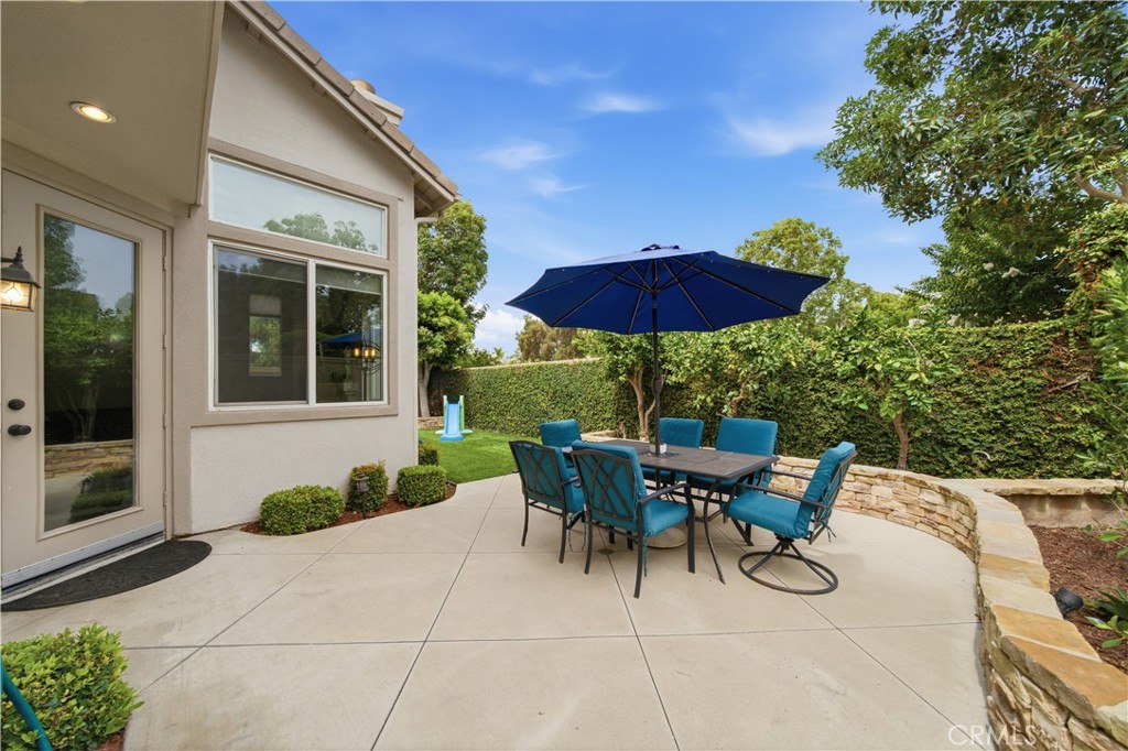 43 Dawnwood