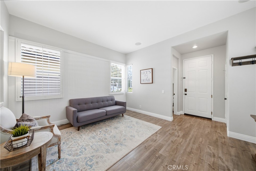 43 Dawnwood