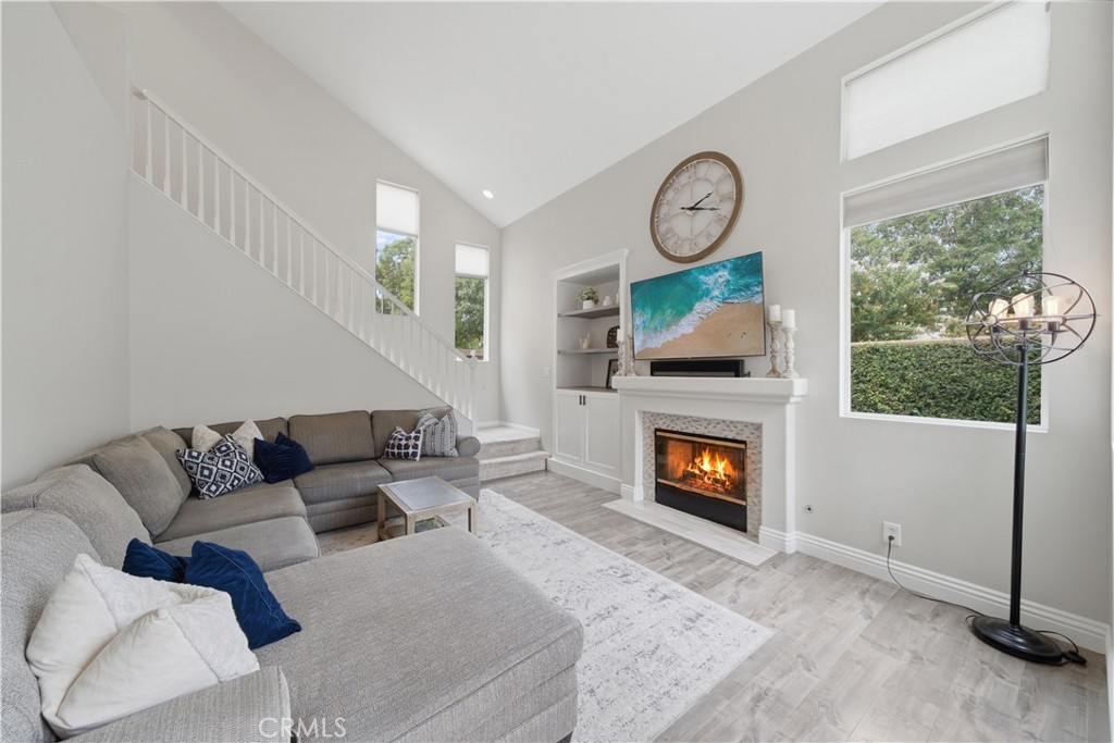 43 Dawnwood