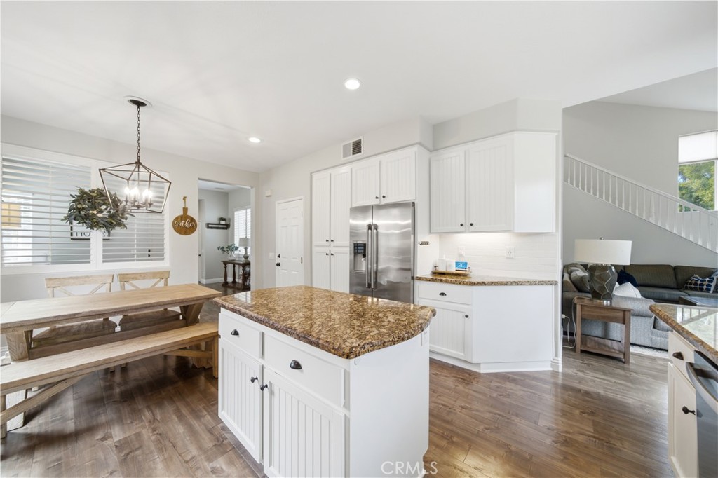 43 Dawnwood