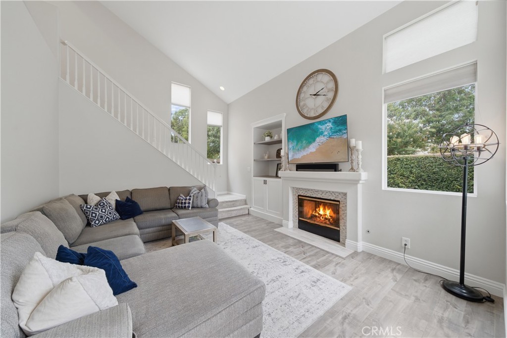 43 Dawnwood