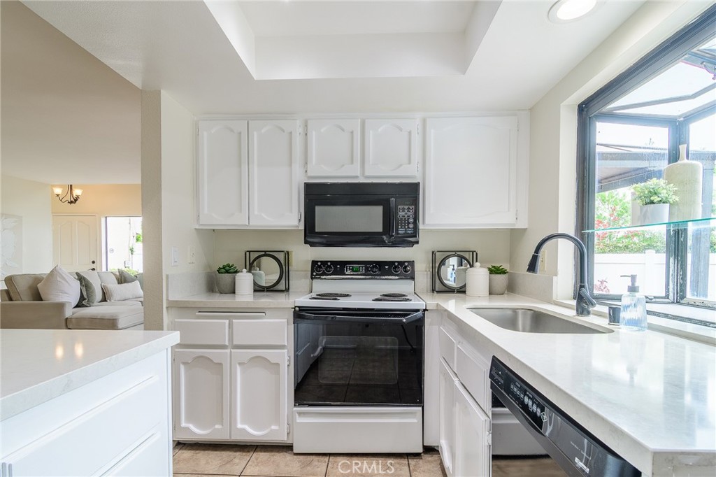 917 Van Ness Court