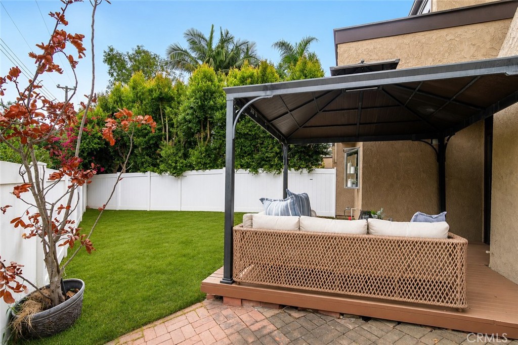 917 Van Ness Court