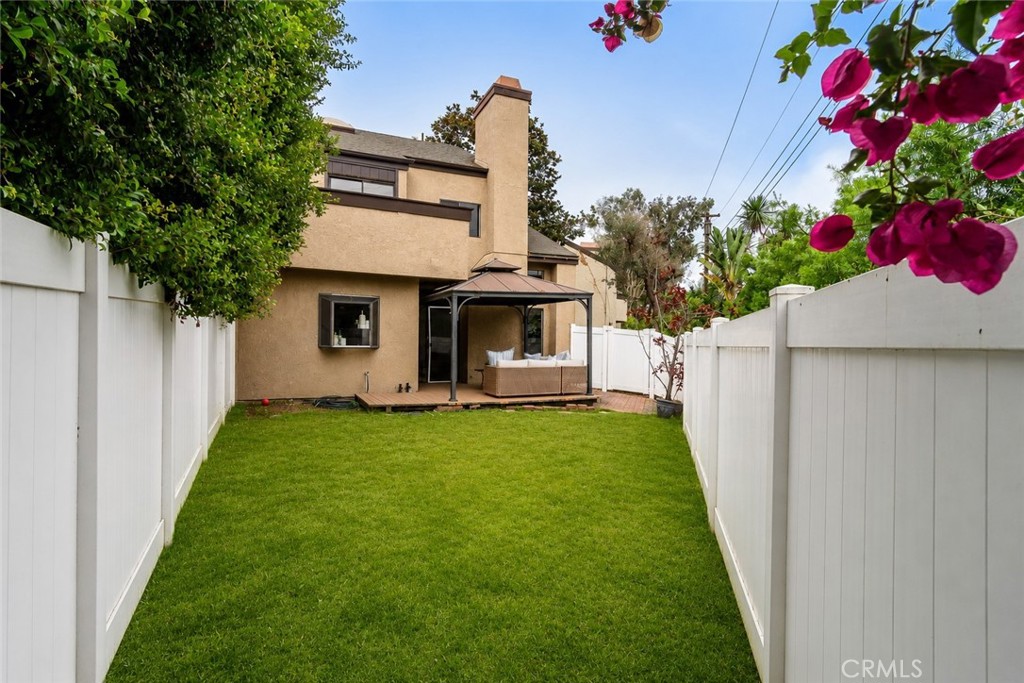 917 Van Ness Court