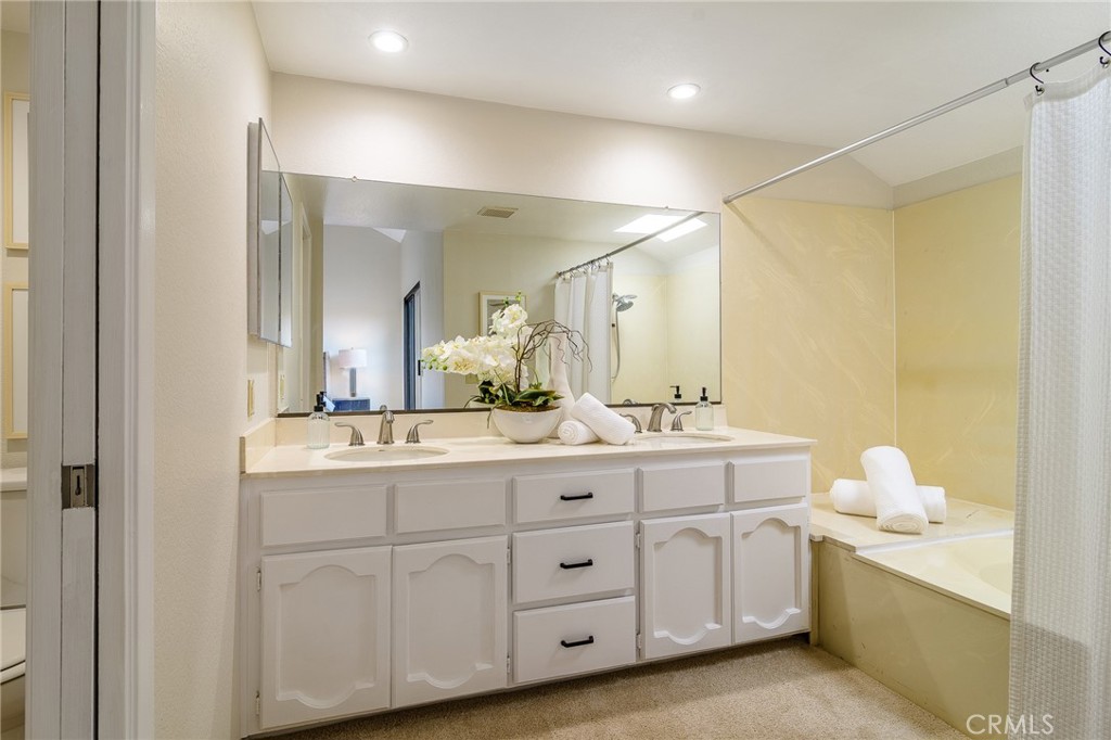 917 Van Ness Court