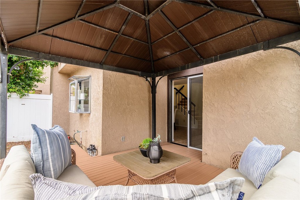 917 Van Ness Court
