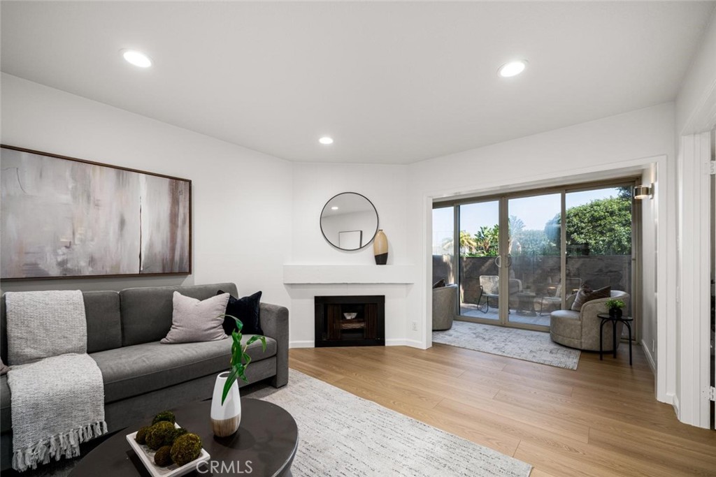 17168 Bluewater 168