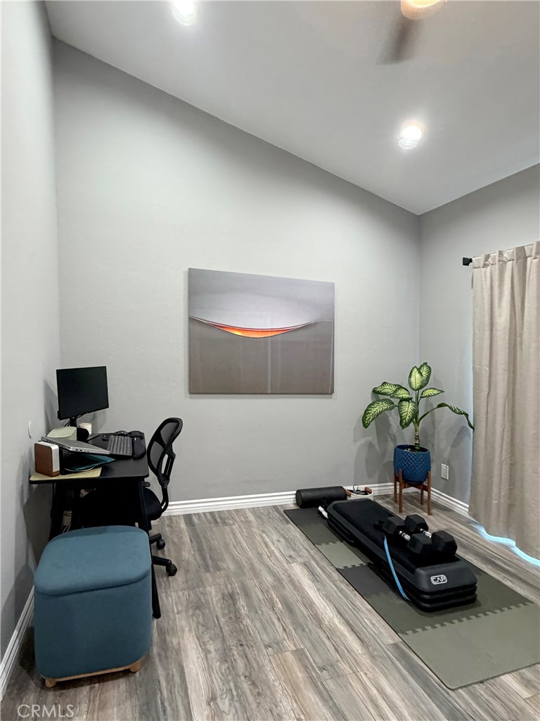 1637 E 5th Street 302