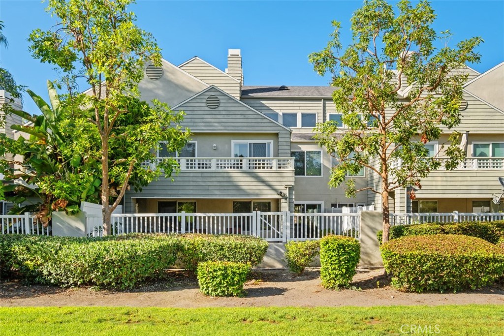 36 Rainwood