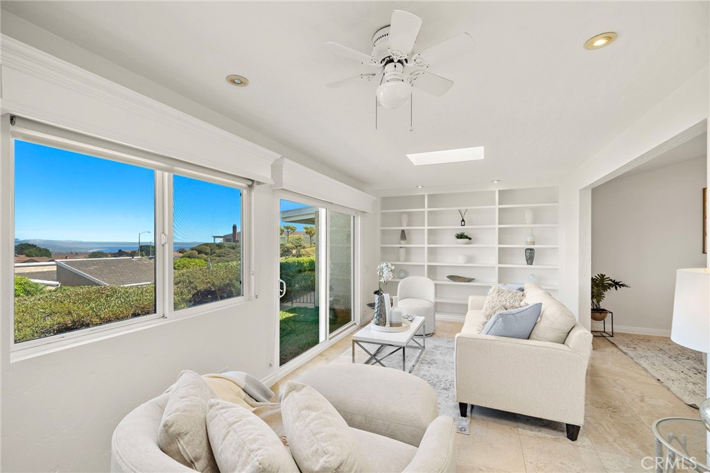 30982 Lucia Lane