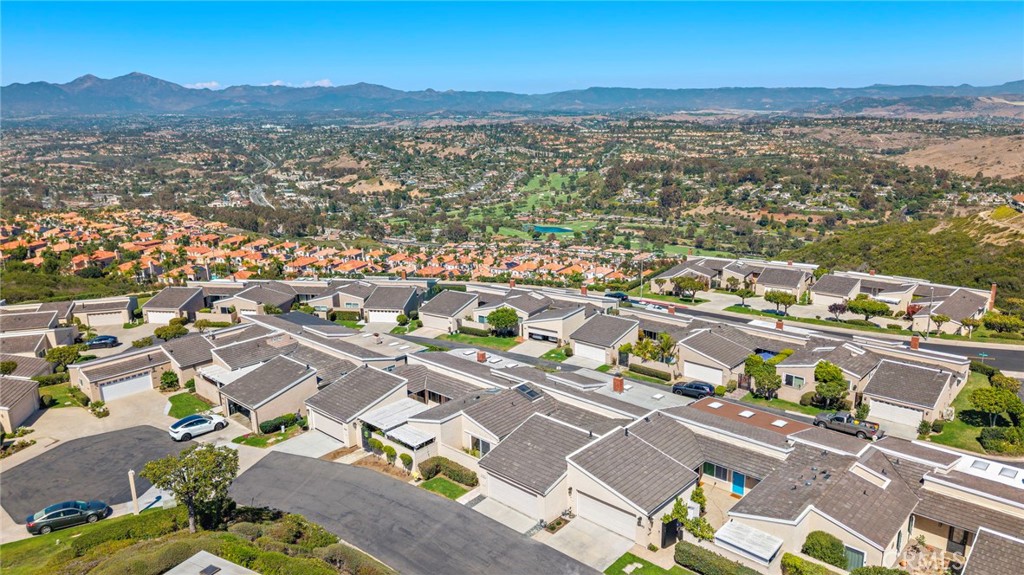 30982 Lucia Lane
