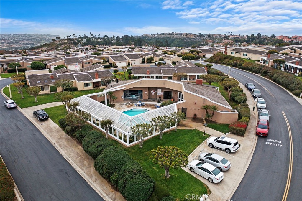 30982 Lucia Lane