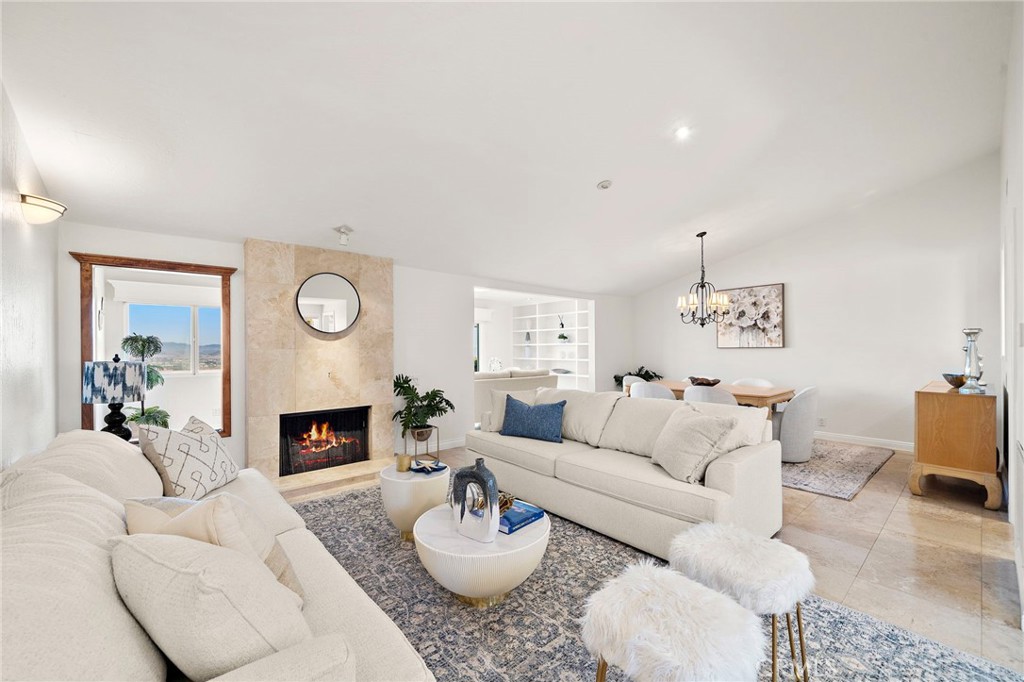 30982 Lucia Lane