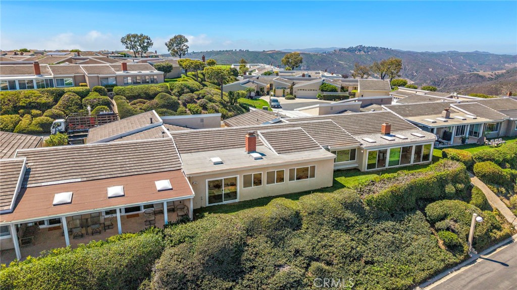 30982 Lucia Lane
