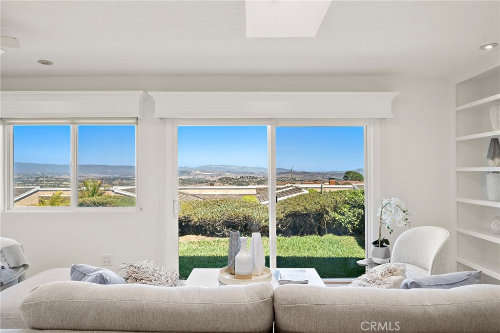 30982 Lucia Lane