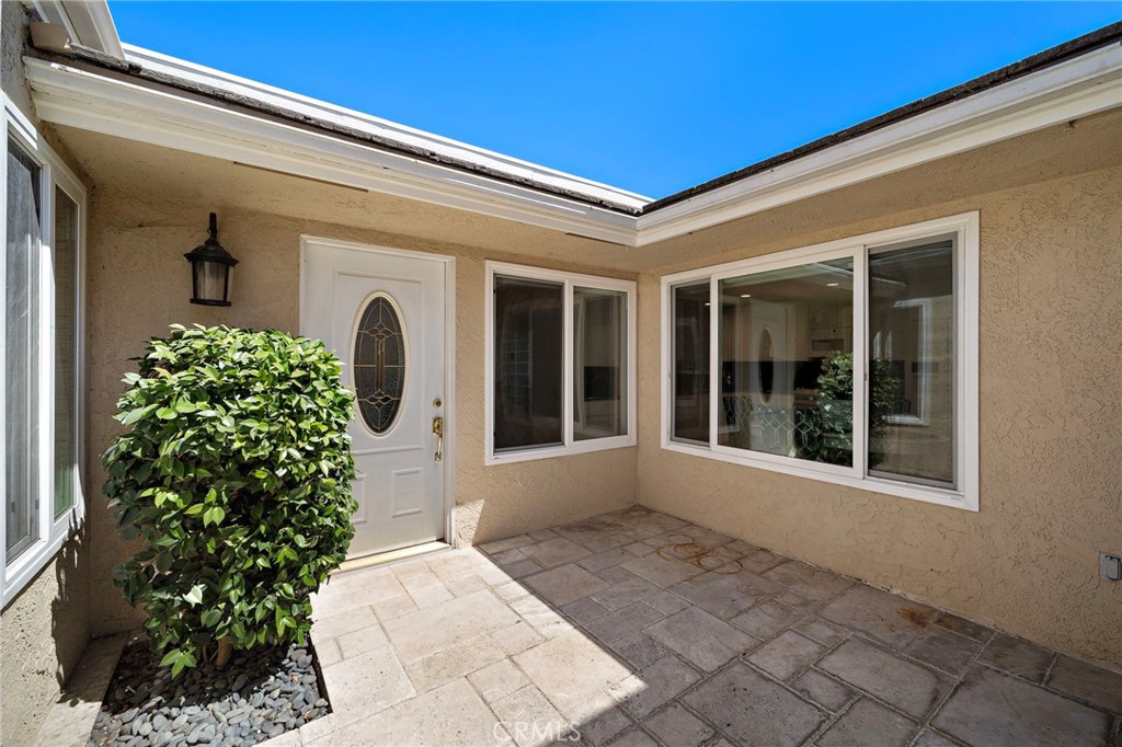 30982 Lucia Lane