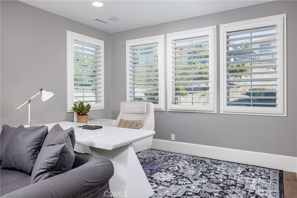 104 Shady Arbor