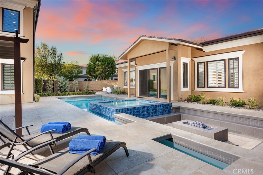 104 Shady Arbor