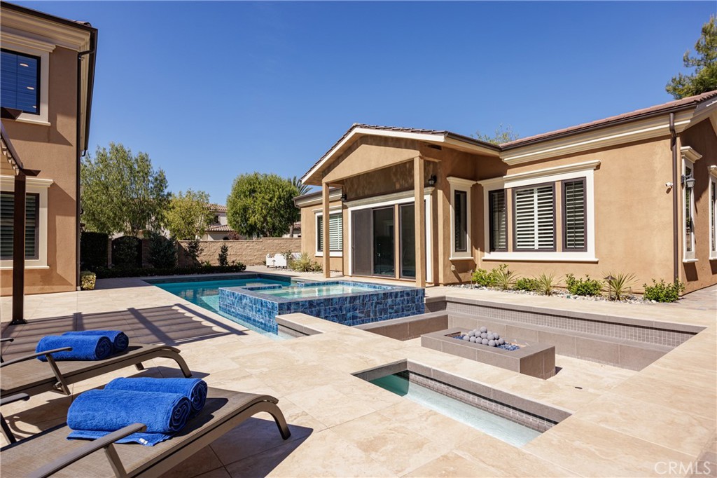 104 Shady Arbor
