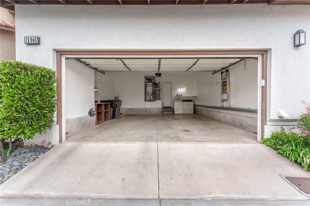 12948 Avenida Empresa