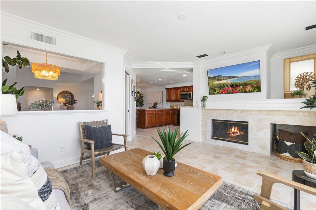 12 Byron Close