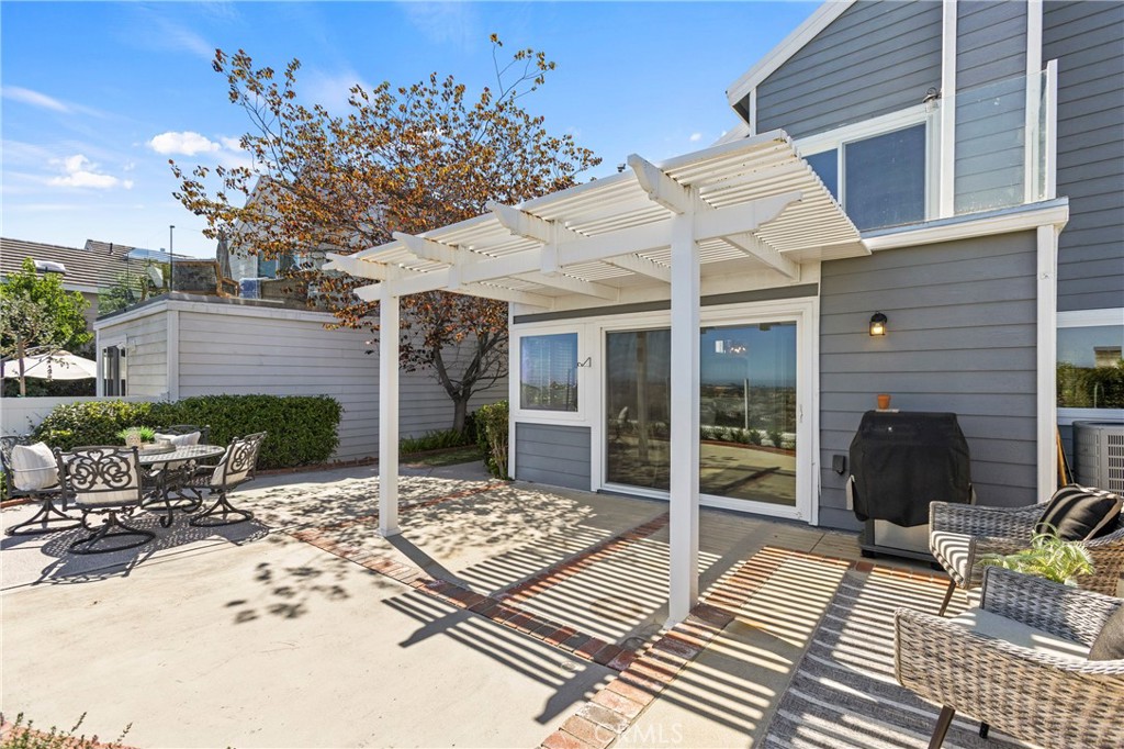 12 Byron Close