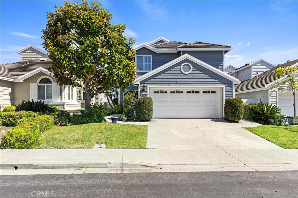 12 Byron Close