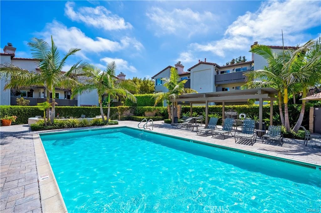 44 Corniche Drive A