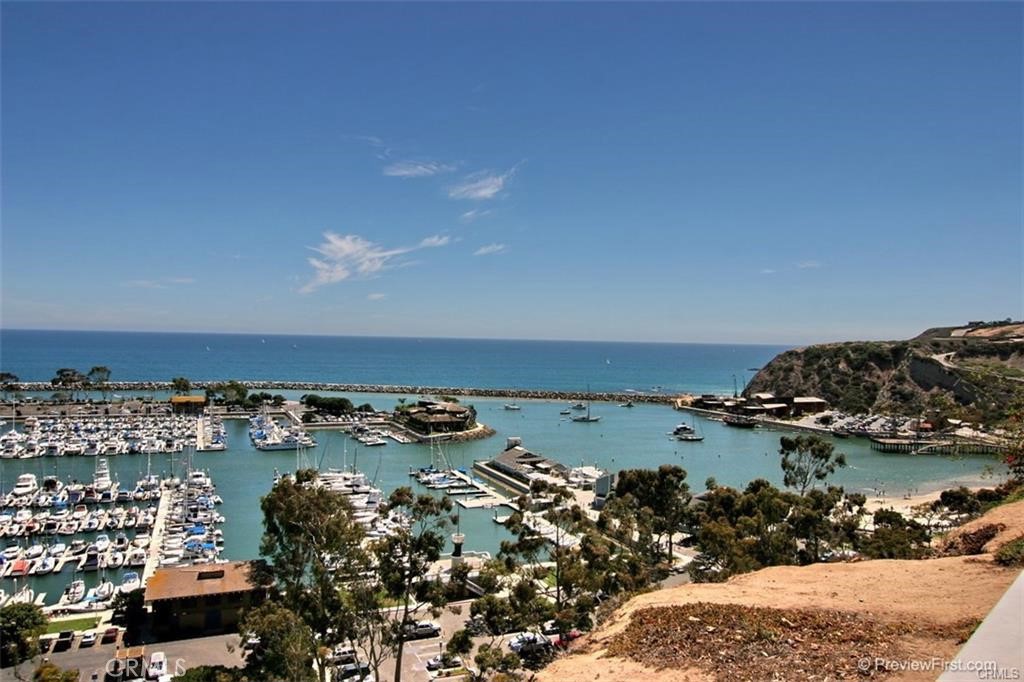 44 Corniche Drive A