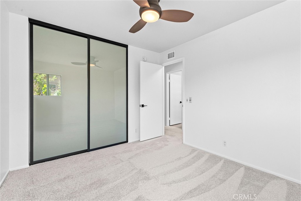128 Clearbrook