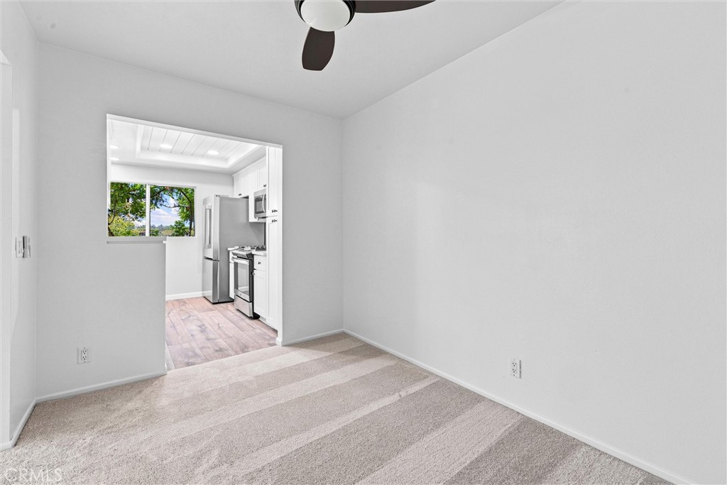 128 Clearbrook