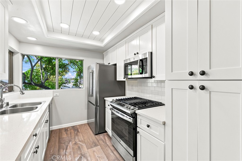 128 Clearbrook