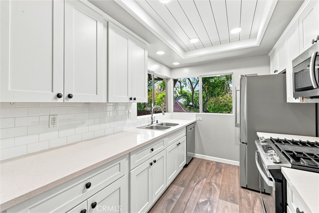 128 Clearbrook