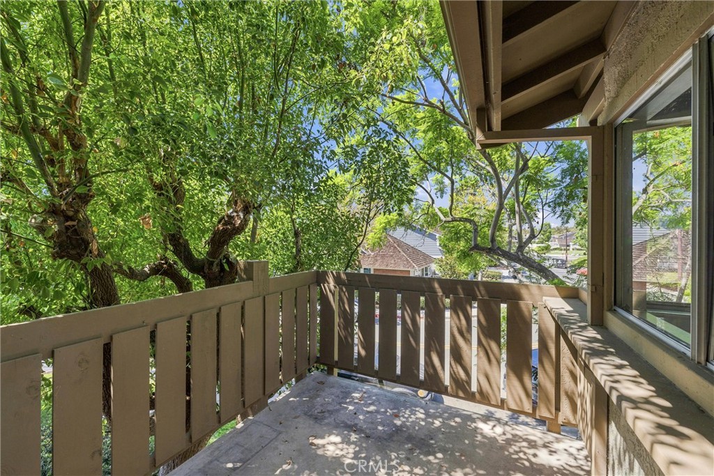 128 Clearbrook