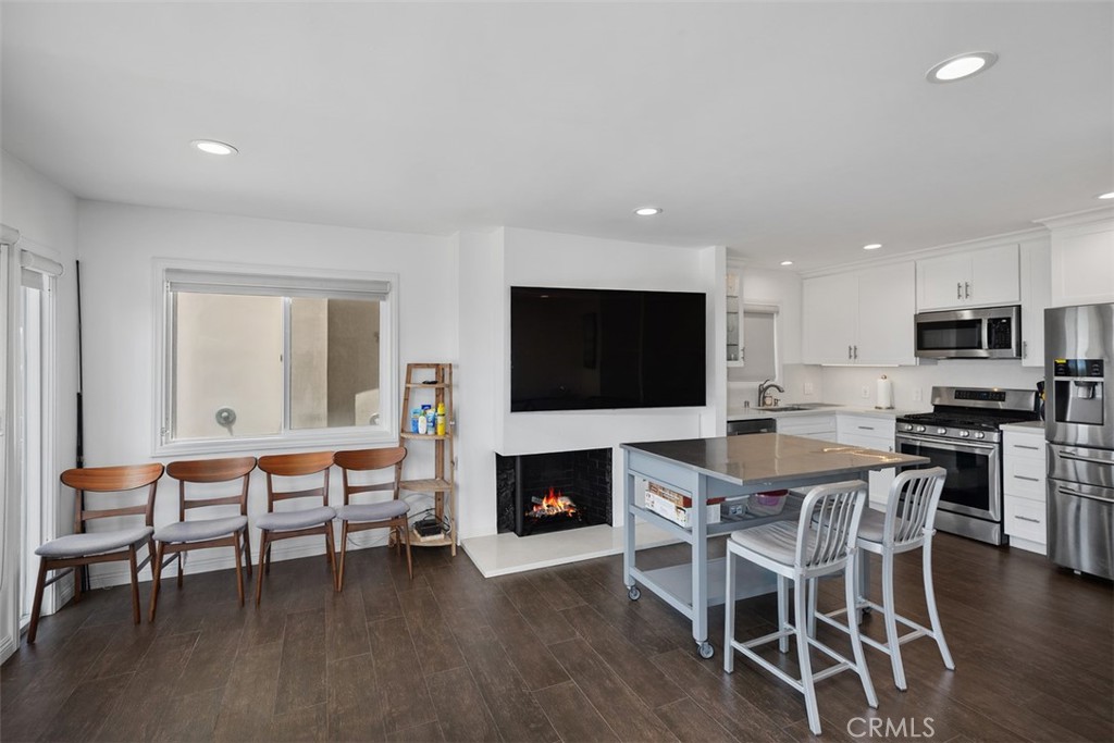 17075 S Pacific Avenue
