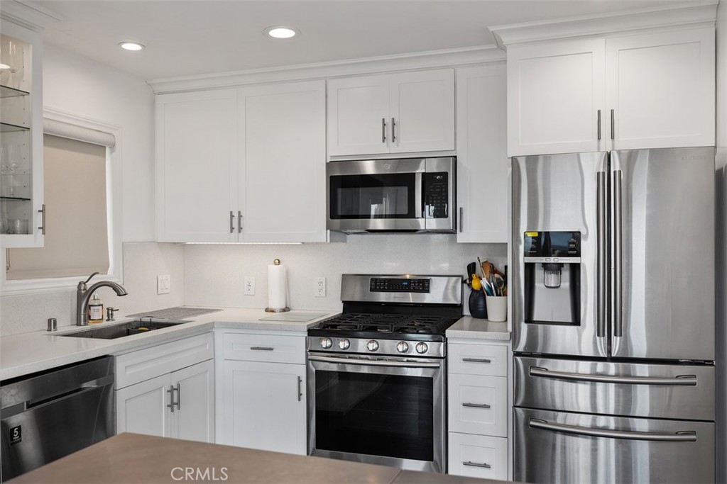 17075 S Pacific Avenue