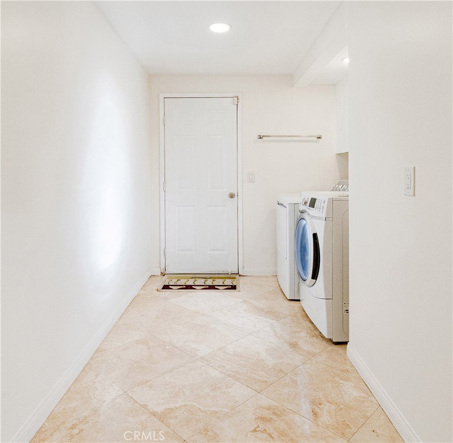 1556 Cedarmont