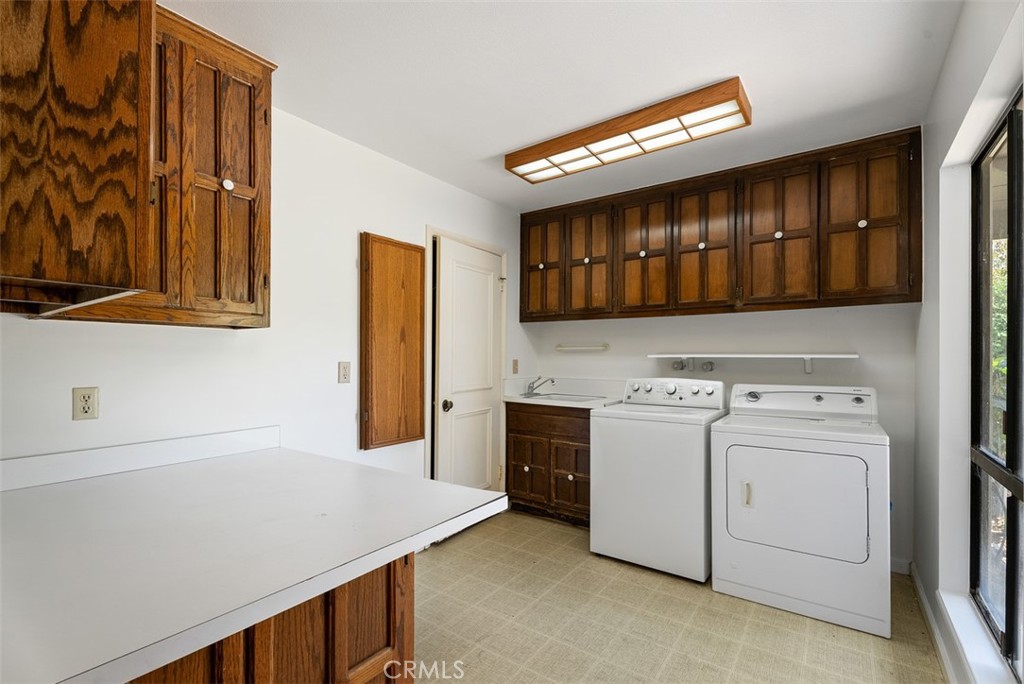 1632 SE Skyline Drive