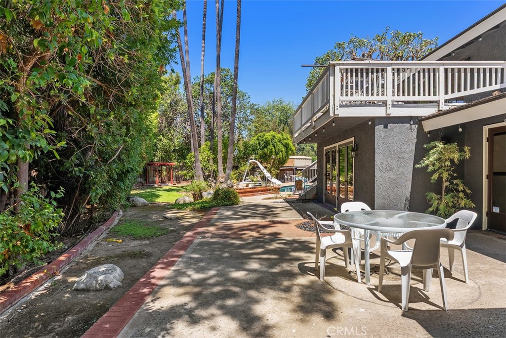 1632 SE Skyline Drive