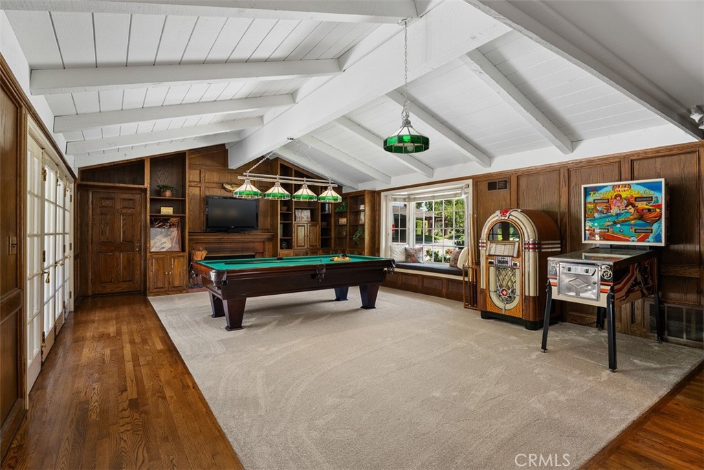 1632 SE Skyline Drive