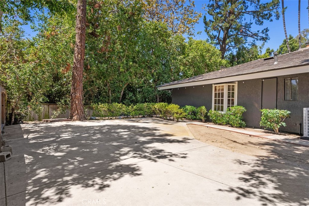 1632 SE Skyline Drive