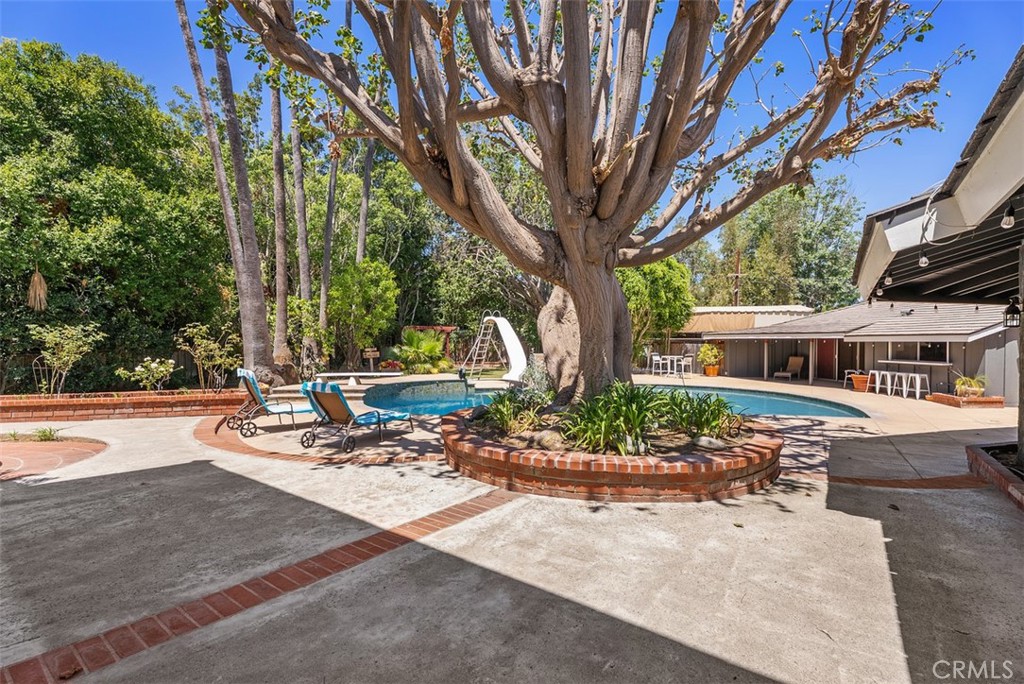 1632 SE Skyline Drive